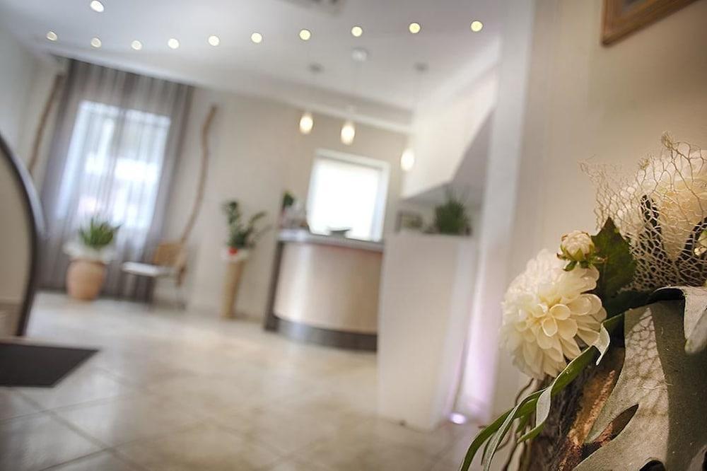 Hotel Brienz Bellaria-Igea Marina Bagian luar foto