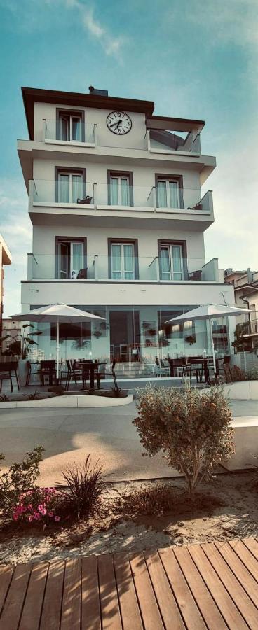 Hotel Brienz Bellaria-Igea Marina Bagian luar foto