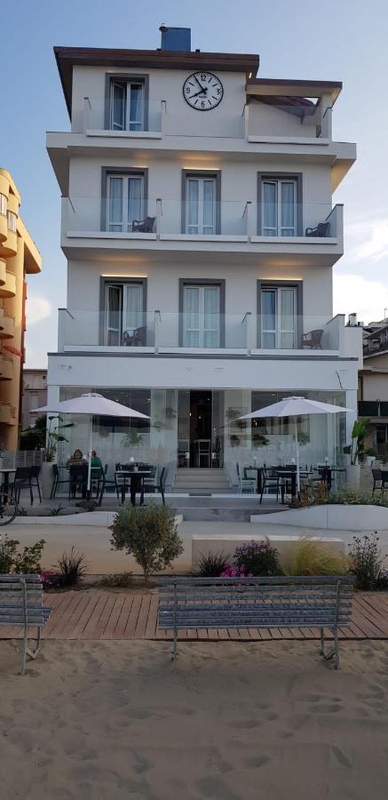 Hotel Brienz Bellaria-Igea Marina Bagian luar foto