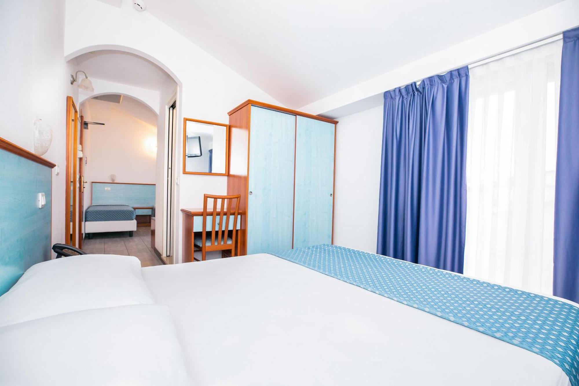Hotel Brienz Bellaria-Igea Marina Bagian luar foto